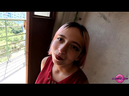❤️ Une étudiante sensuelle suce un étranger dans l'Outback - sperme sur son visage ❤ Fucking at fr.massagecenter-yalta.ru ❤